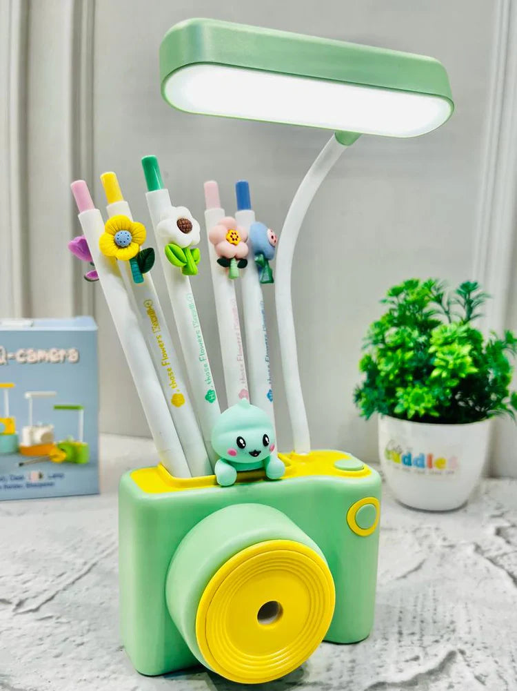 Camera-Themed LED Kids Table Lamp