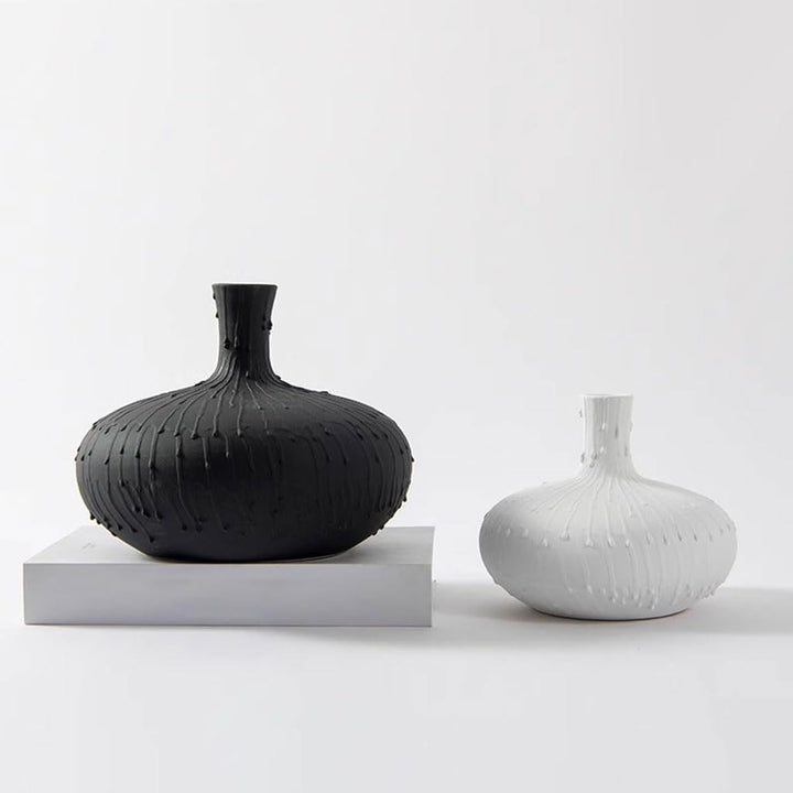 Minimalist Ceramic Vase Set of 2 “ Black & White
