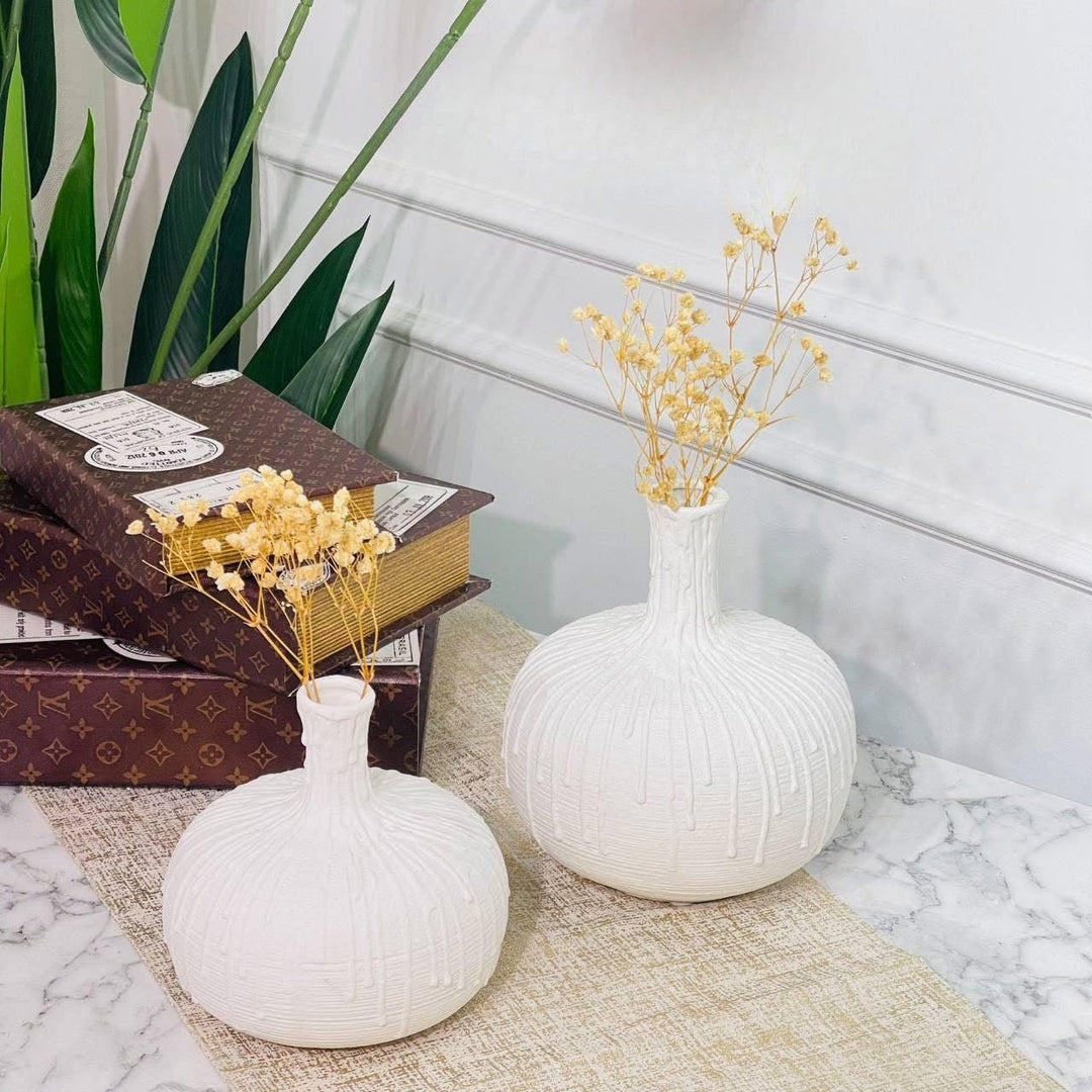 Minimalist Ceramic Vase Set of 2 “ Black & White