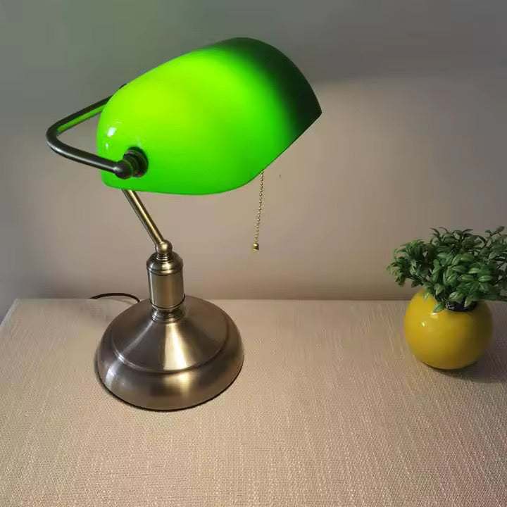 Heritage - Classic Brass Banker Table Lamp