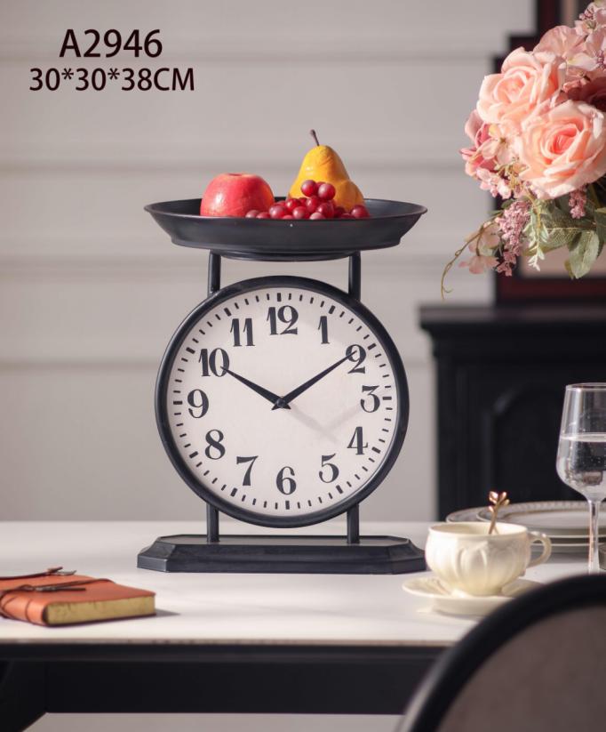 Vintage Table Clock With Fruit Tray
