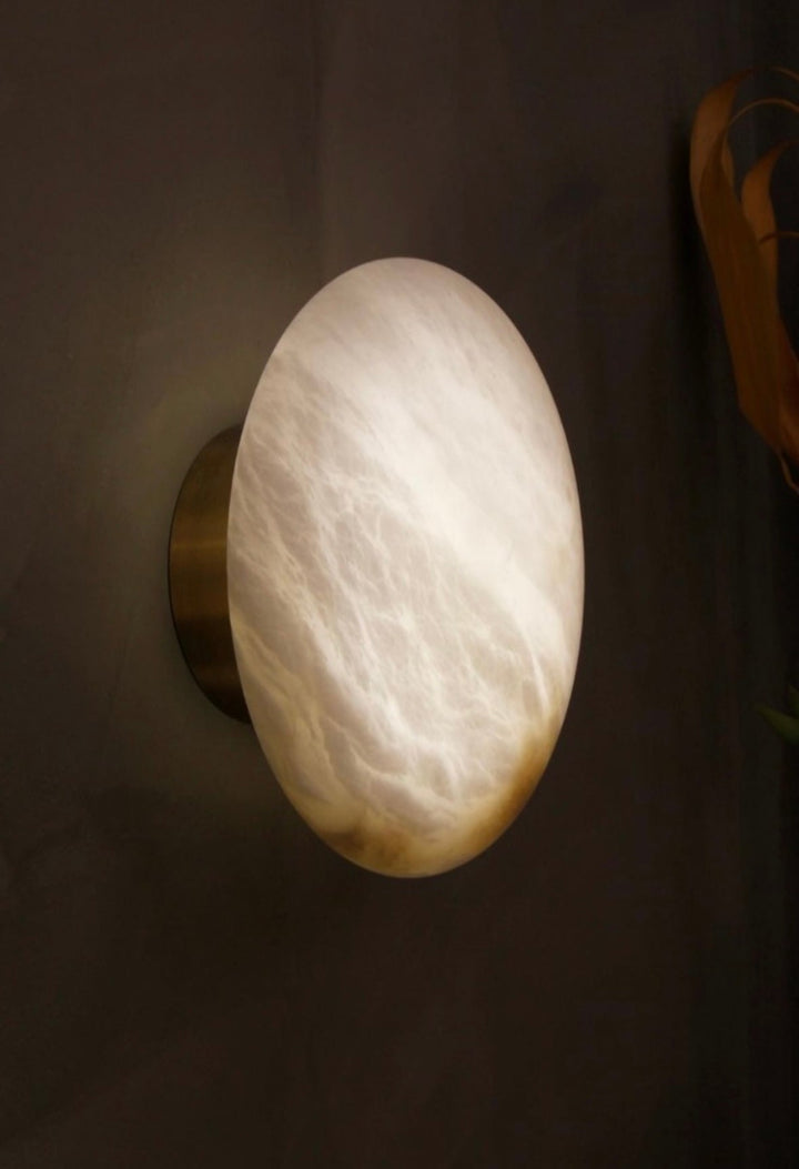 Modern Marble-Effect Wall Light