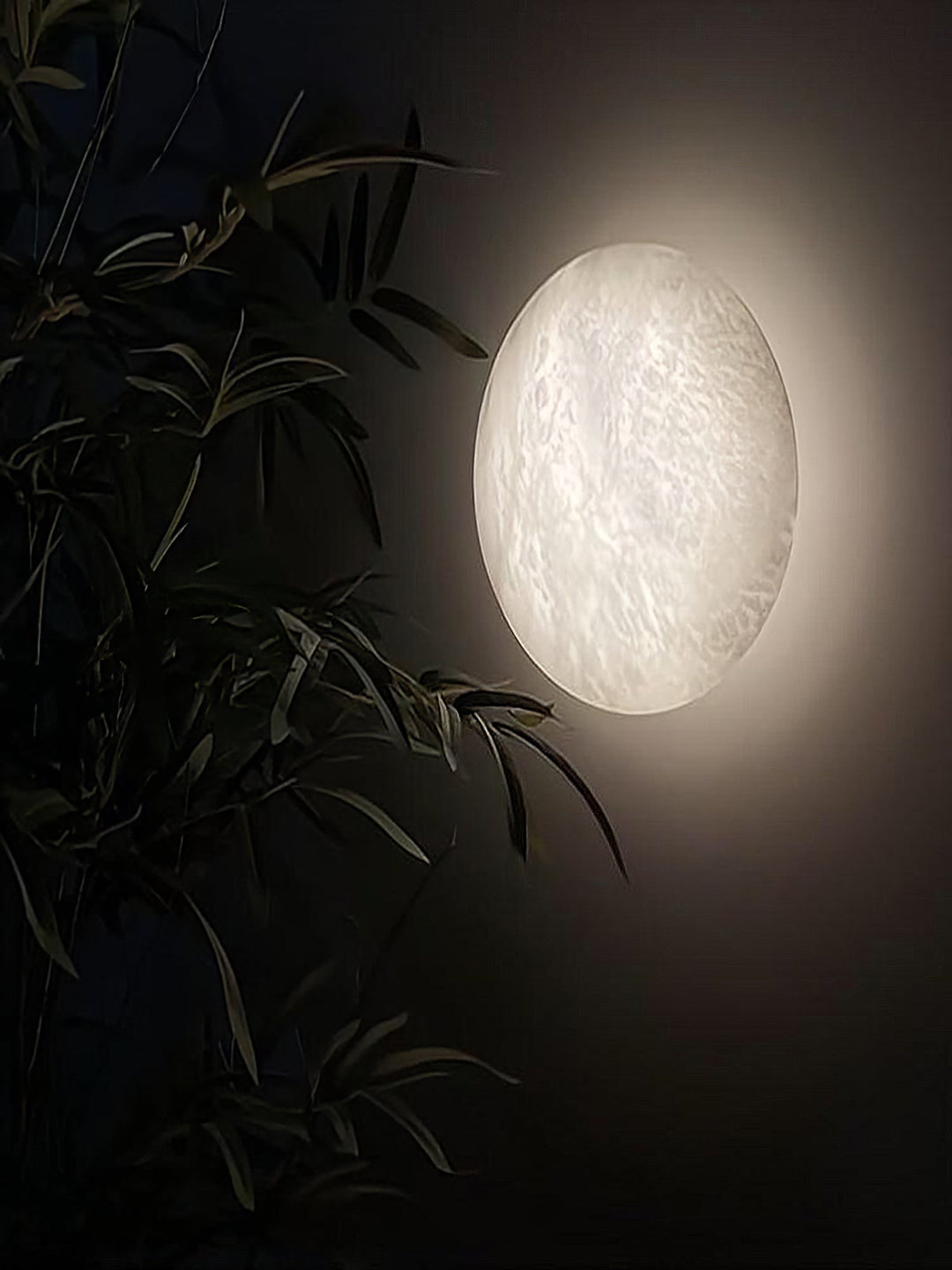 Modern Marble-Effect Wall Light