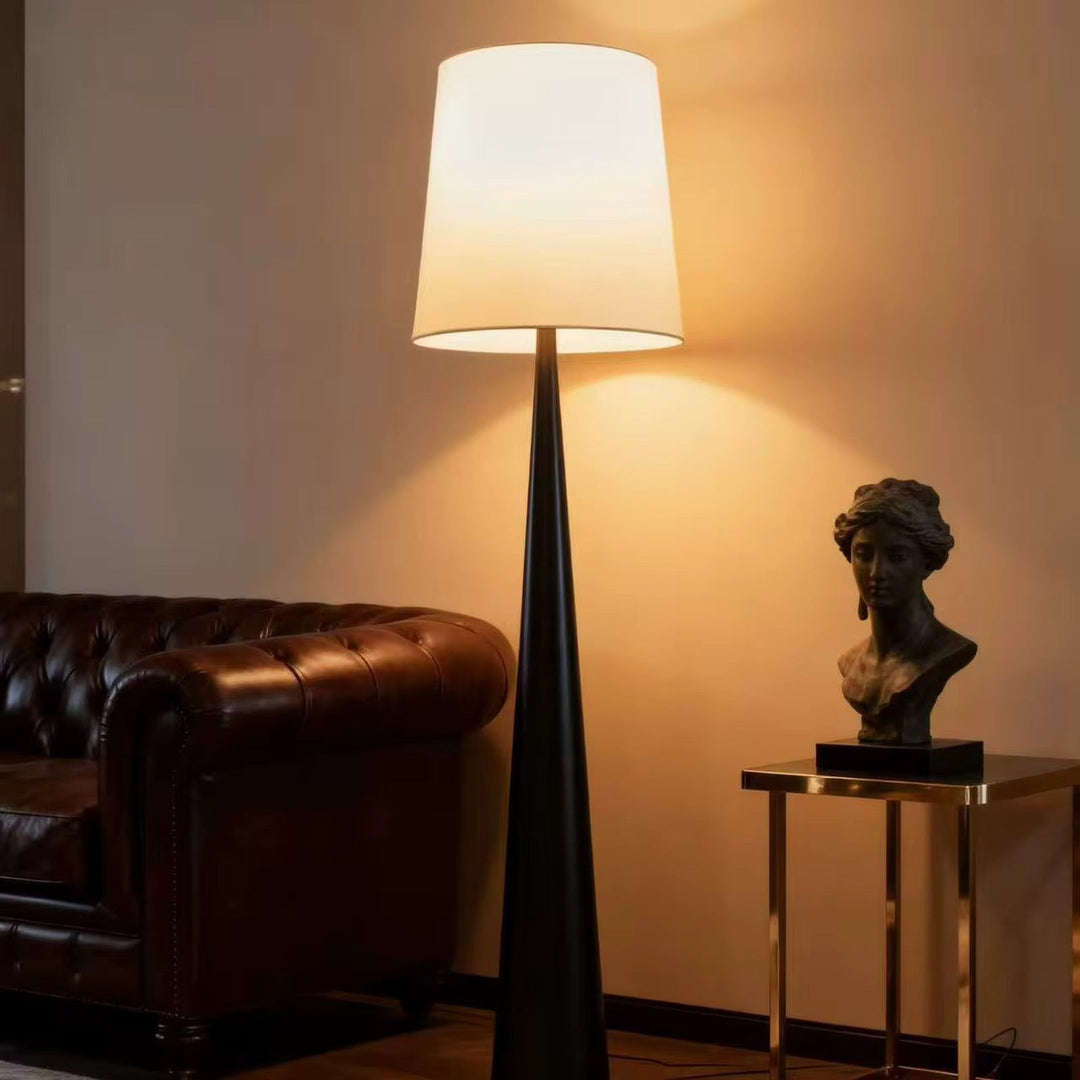 Minimal Black Arc Floor Lamp