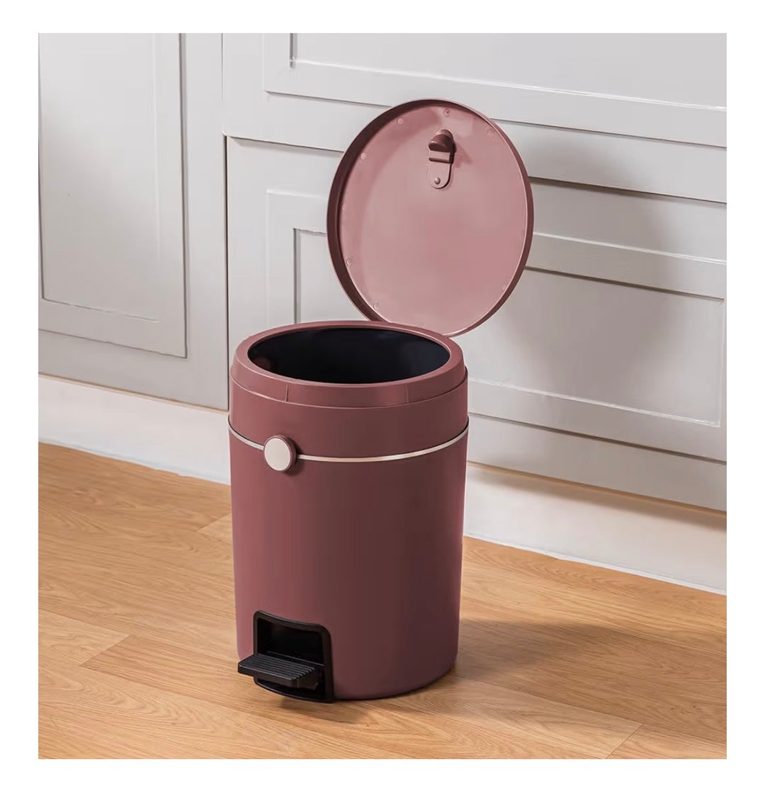 Pedal Trash Bin