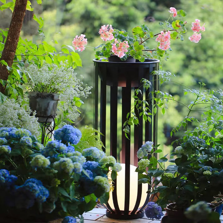 Solar or Direct Electricity Outdoor Garden Lantern Light