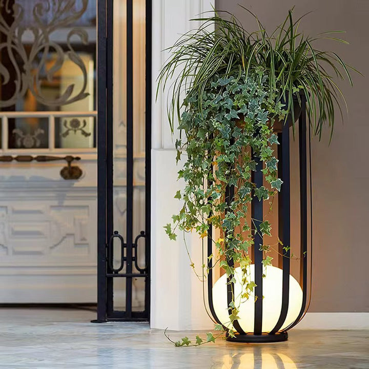 Solar or Direct Electricity Outdoor Garden Lantern Light