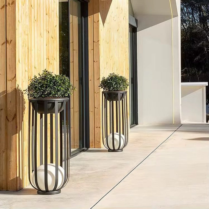 Solar or Direct Electricity Outdoor Garden Lantern Light