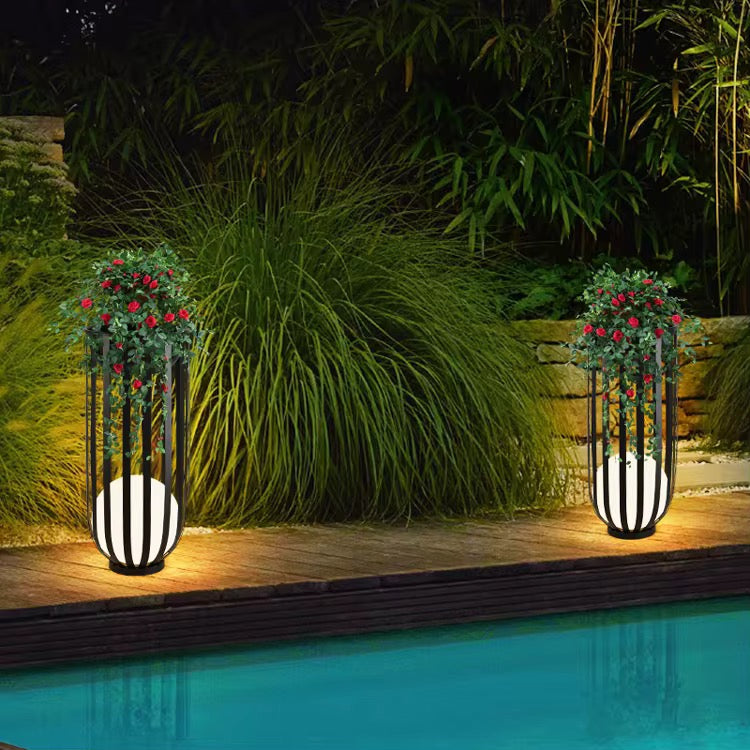 Solar or Direct Electricity Outdoor Garden Lantern Light