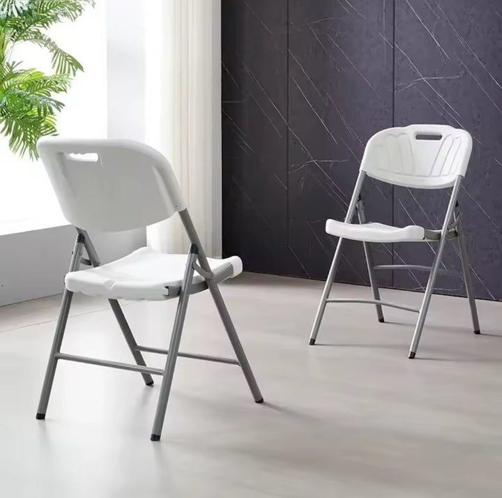 Outdoor foldable chair and table