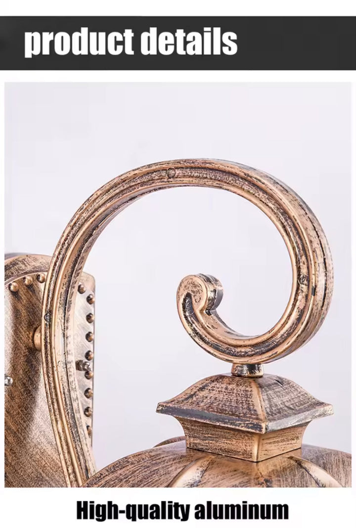 Traditional Outdoor Wall Lantern