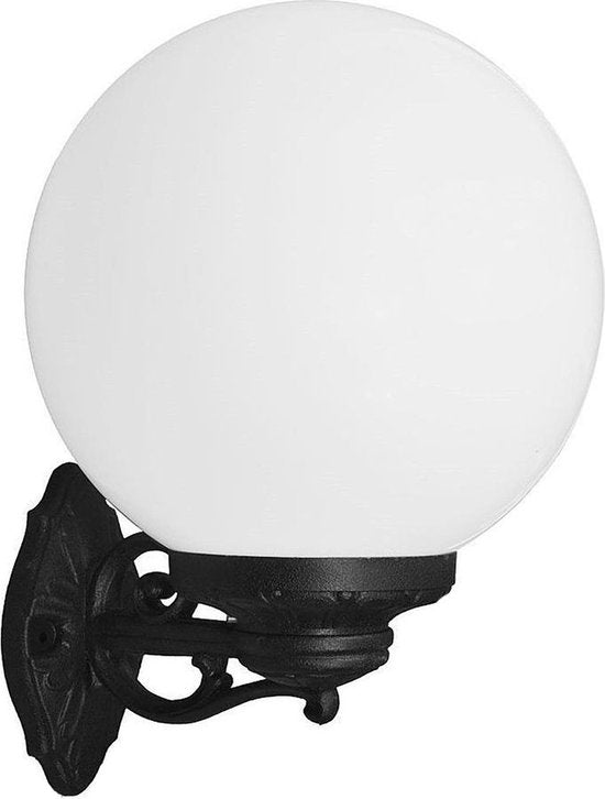 Classic Outdoor Wall Light with Globe Shade