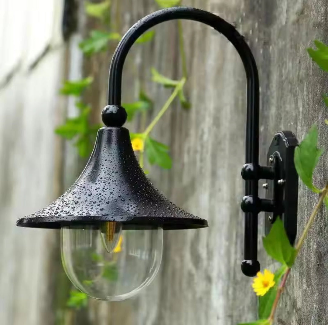 Vintage Outdoor Wall Lantern with Curved Arm