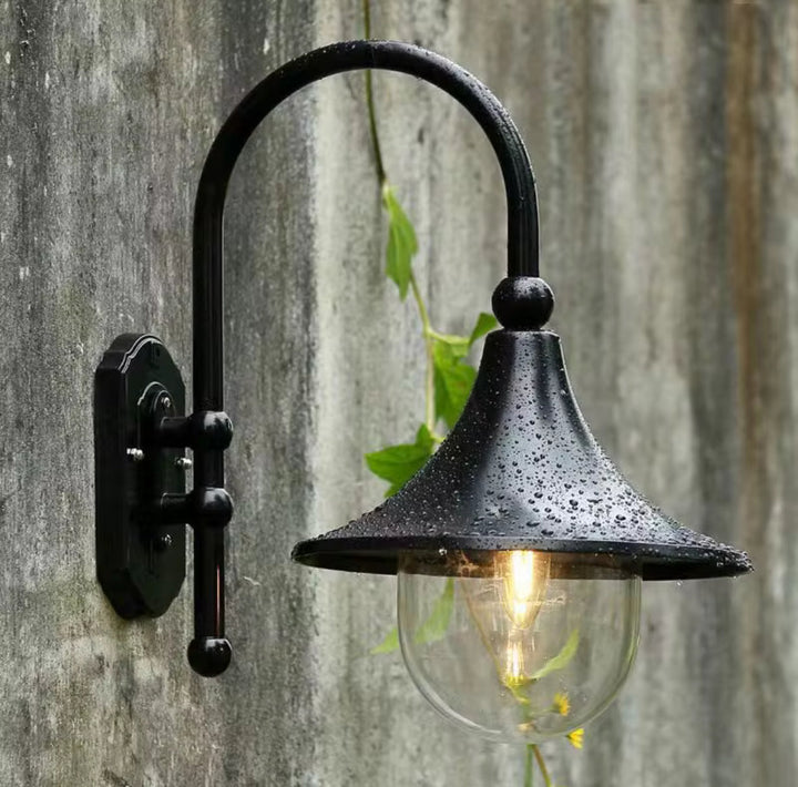 Vintage Outdoor Wall Lantern with Curved Arm