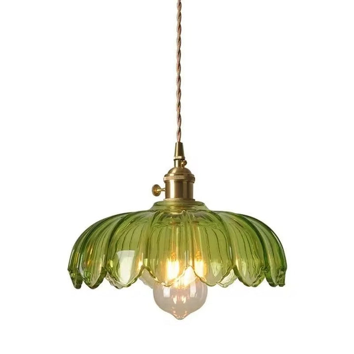 Green Scalloped Glass Pendant Lamp