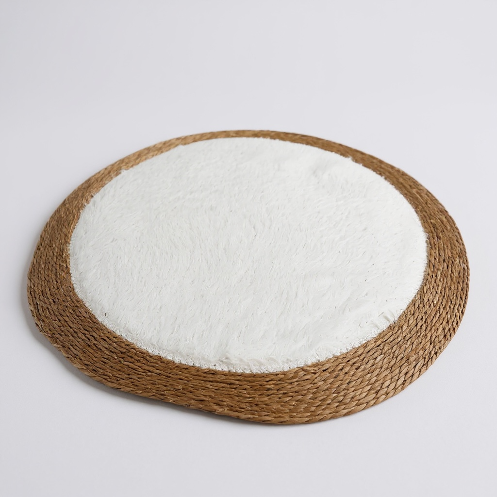 Round Jute & Ivory Area Rug