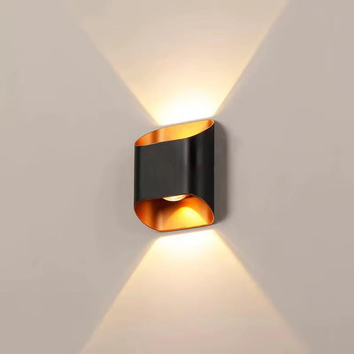 Black & Gold Modern Wall Light