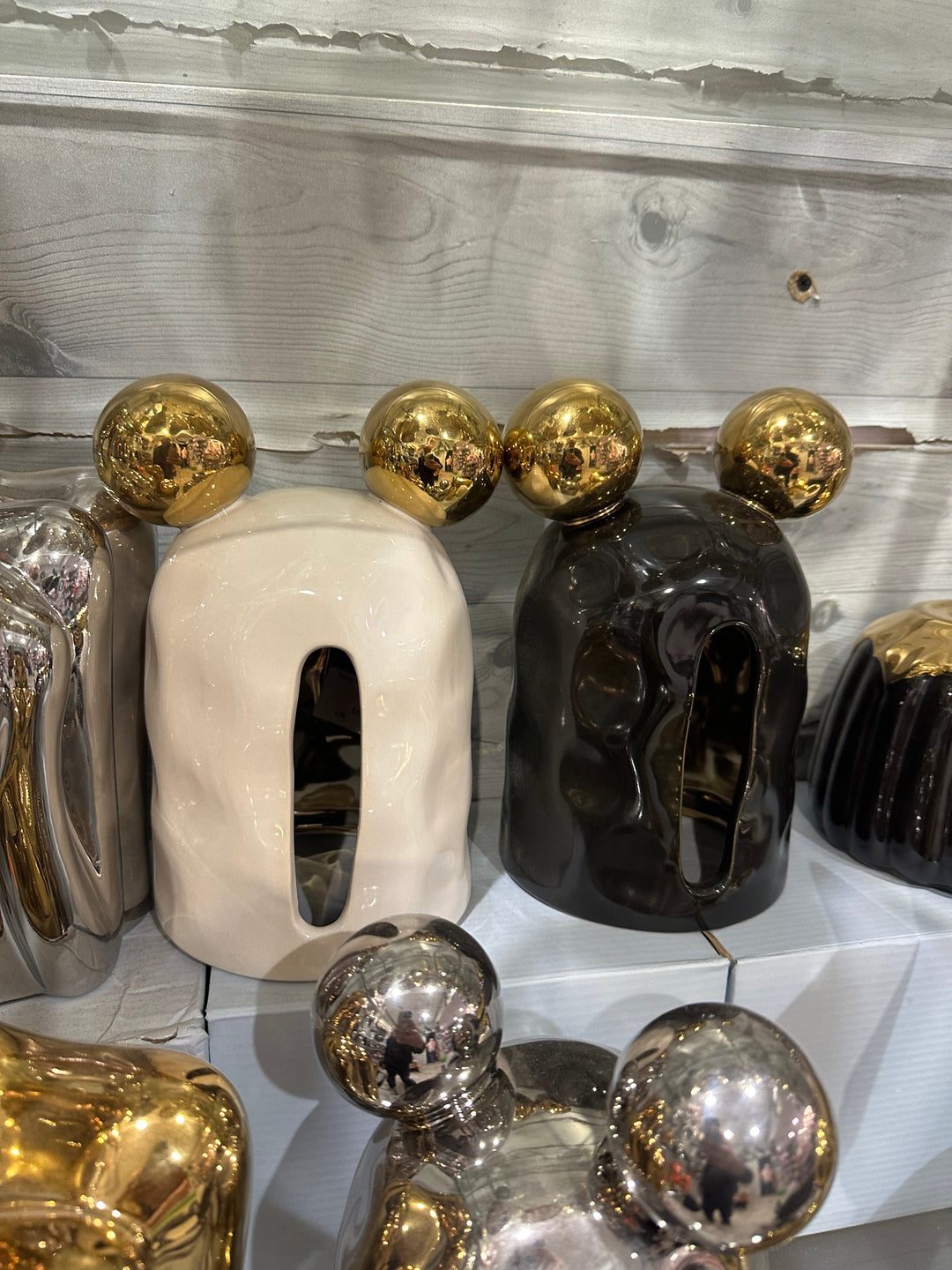 Luxury Black Tissue Holder with Gold Accents