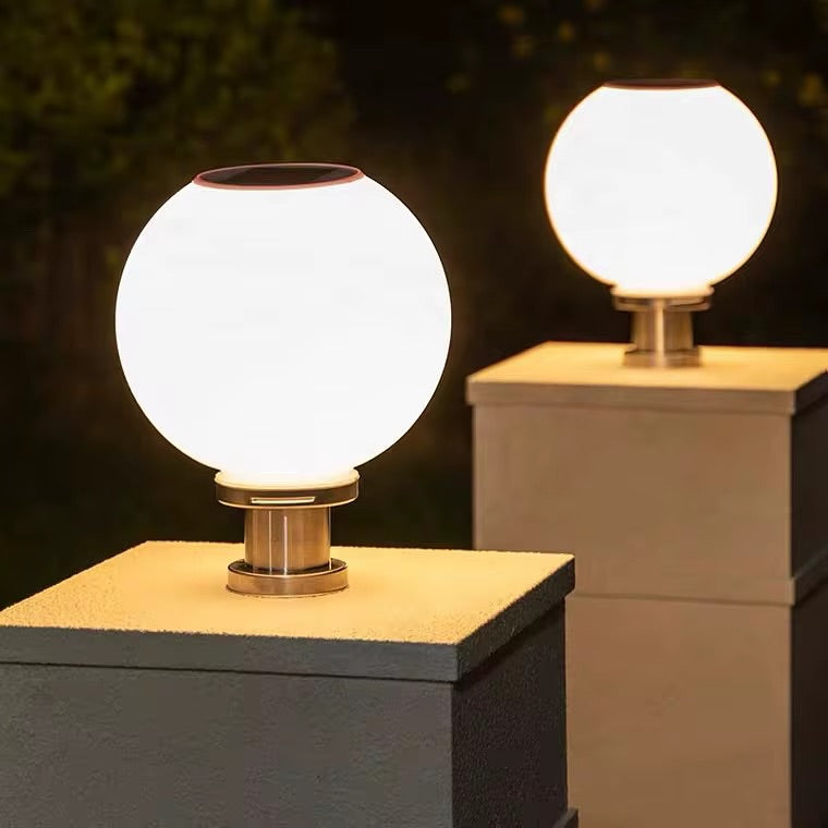 Solar Powered Outdoor Globe Light