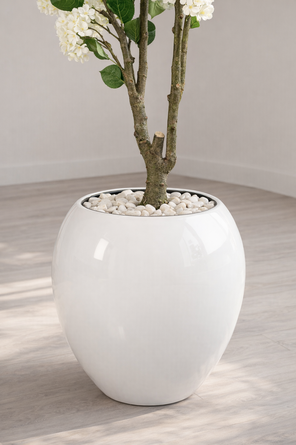Artificial White Hydrangea Tree in Fiberglass Pot – 170 cm — trunk and original planter close-up