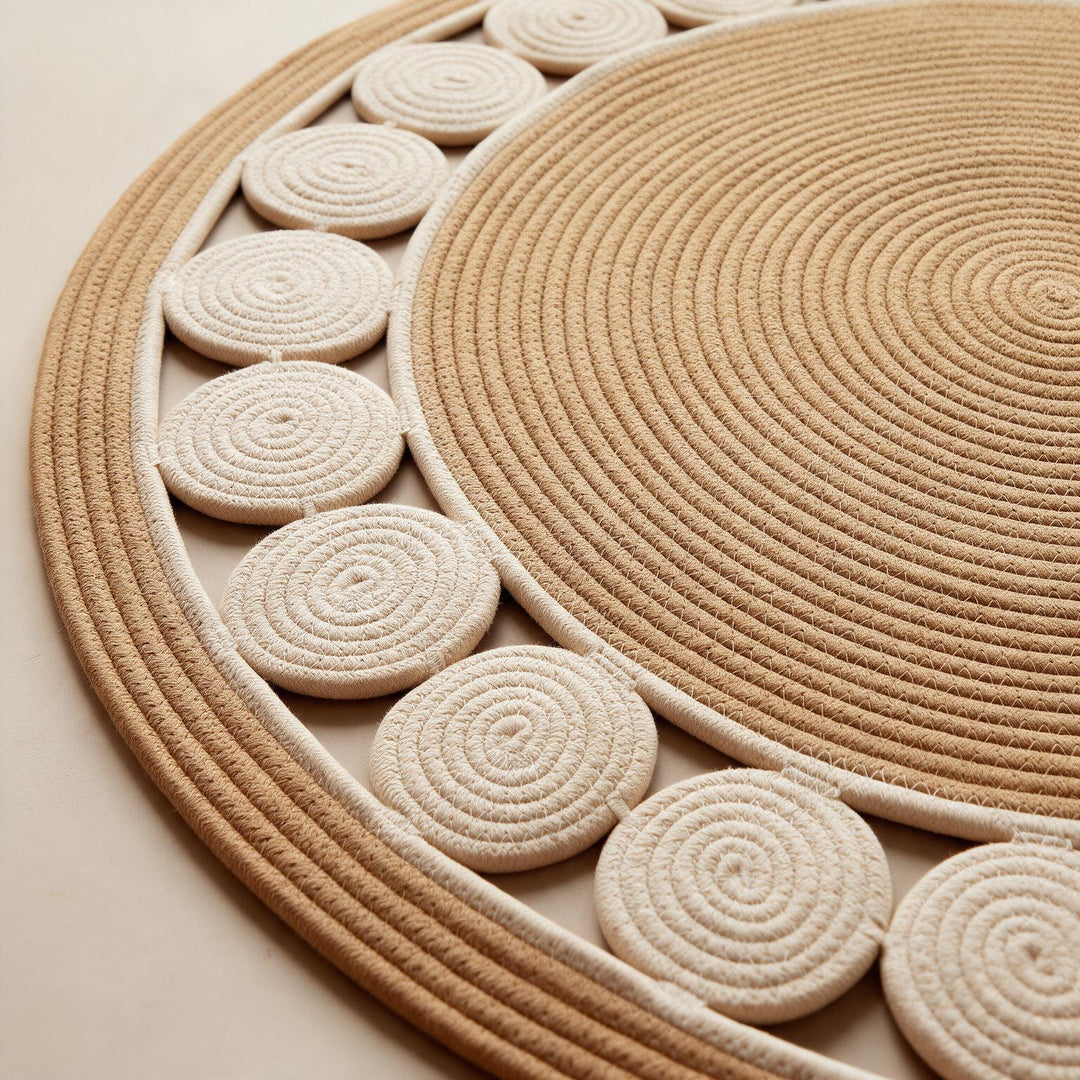 Oasis Circle Rug close-up detail